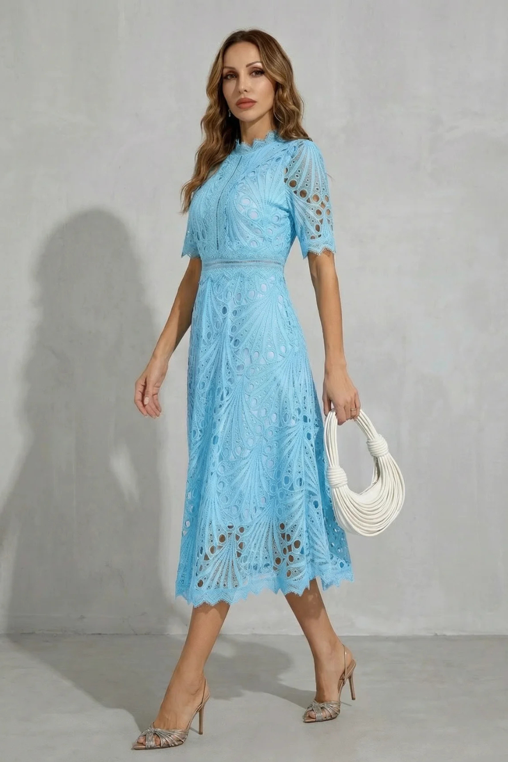 Charlisse – High-neck midi dress